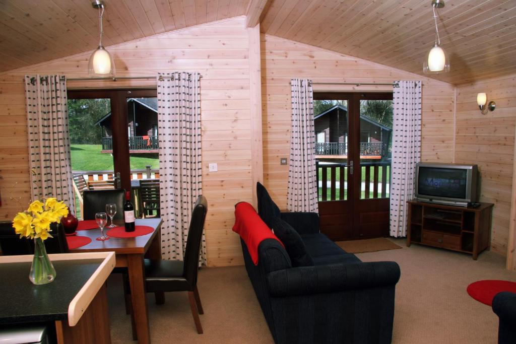 Woodlands Hotel&Pine Lodges Grange-over-Sands Exteriér fotografie