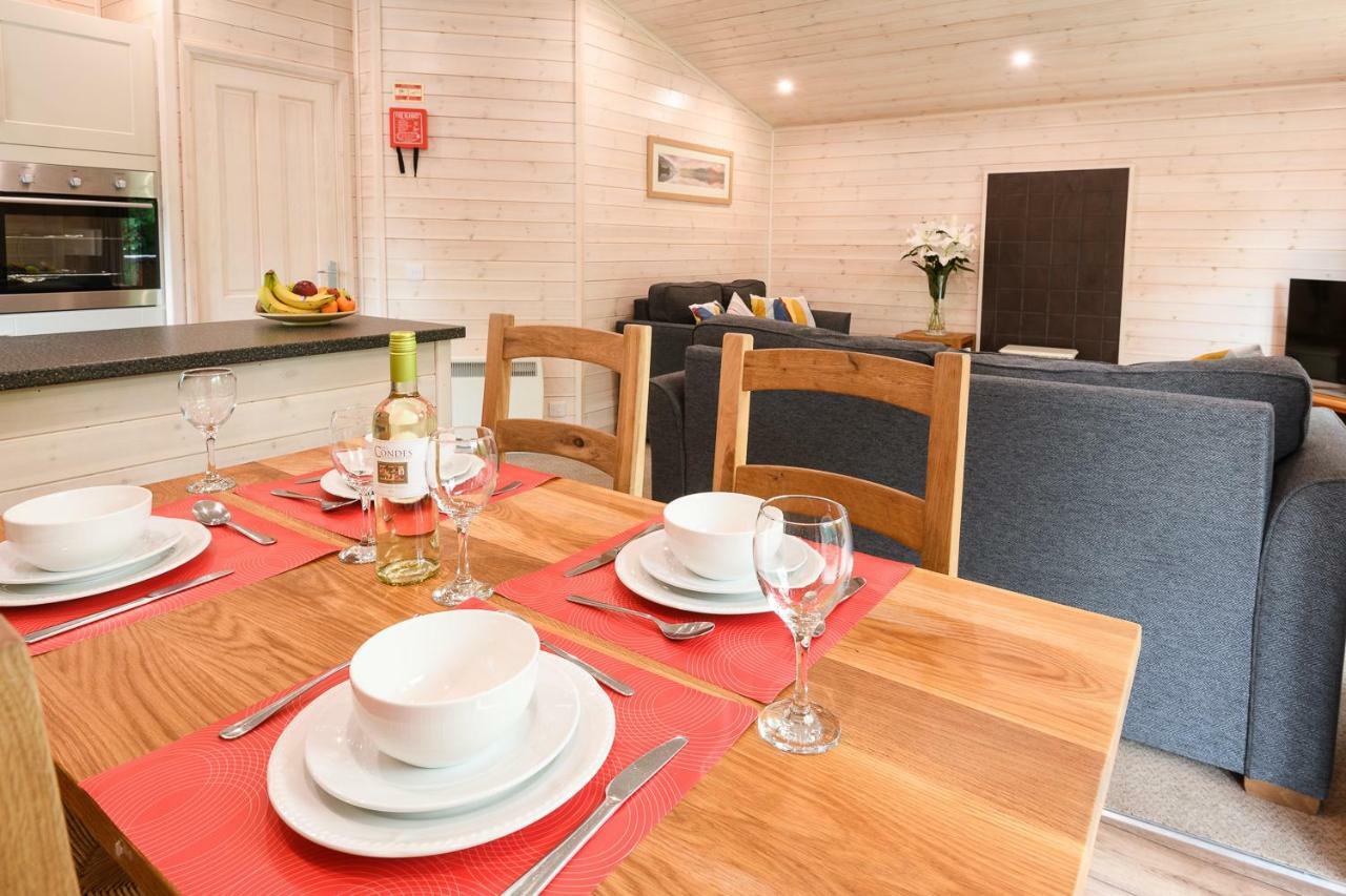 Woodlands Hotel&Pine Lodges Grange-over-Sands Exteriér fotografie