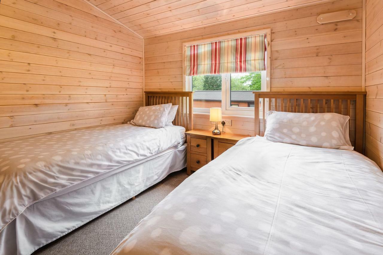 Woodlands Hotel&Pine Lodges Grange-over-Sands Exteriér fotografie